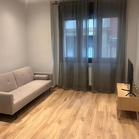 Apartment Coqueto Cerca Del Casco Viejo Con Garaje Gratis *