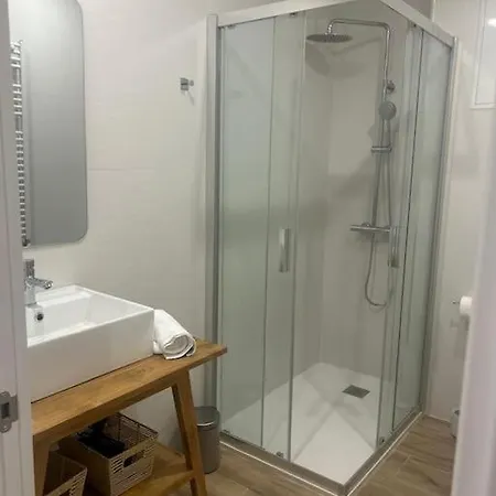 Coqueto Cerca Del Casco Viejo Con Garaje Gratis 아파트 *